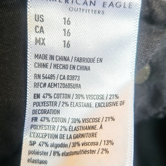 American Eagle Outfitters Hi Rise Shortie Distressed Black Denim Shorts - Picture 6 of 6